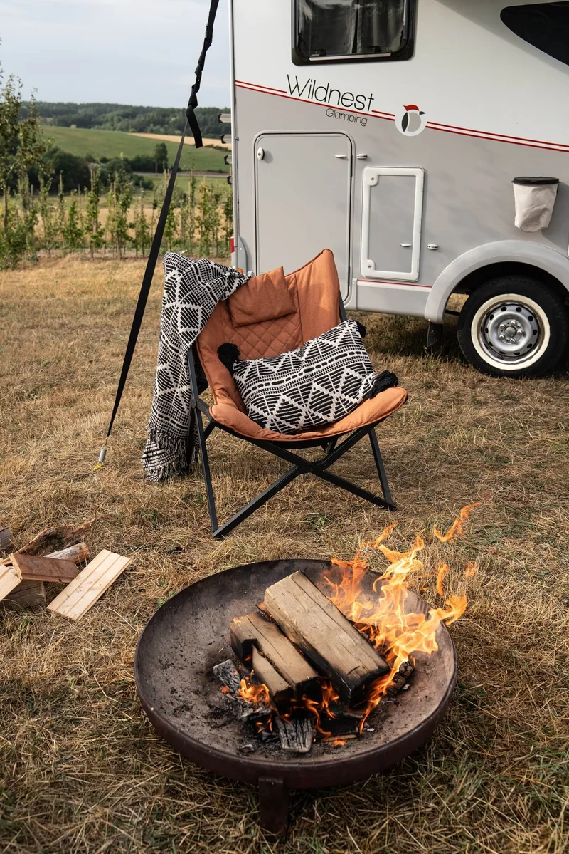 Bloomingville GUTTE Kuscheldecke aus recycelter Baumwolle