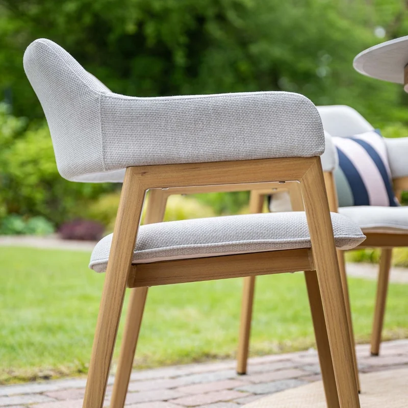 Selina dining tuinstoel - light teak look - valley sand - Bruin