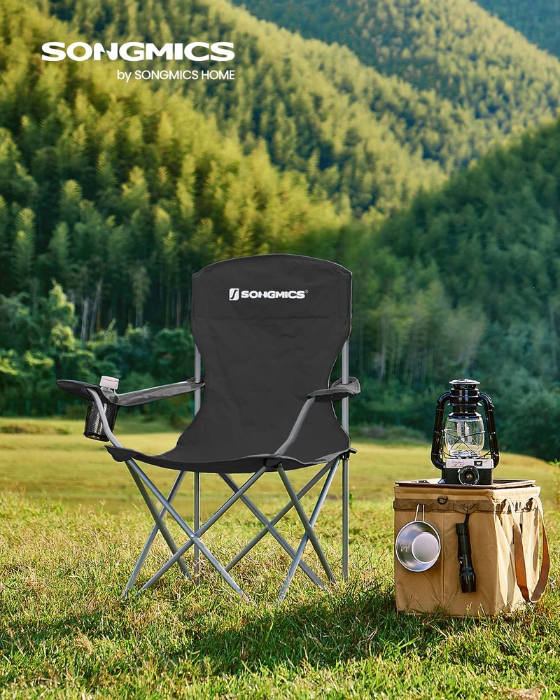 SONGMICS Campingstuhl 2er Set, Klappstuhl Outdoor, Angelstuhl, hohe Rückenlehne, Armlehnen, Getränkehalter, klappbar, bis 150 kg belastbar, Camping Garten Terrasse, schwarz GCB08BK
