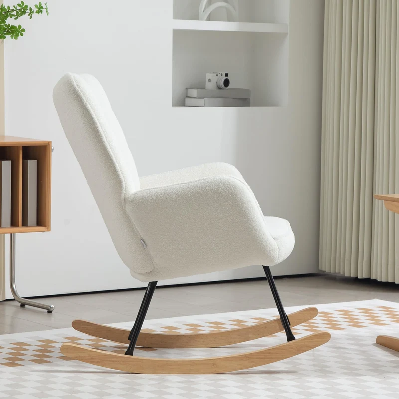 HOMCOM Schaukelstuhl, Schaukelsessel mit Berbervliesoptik, Armlehne, Gepolsterter Sessel mit Holzkufen, Relaxsessel für Wohnzimmer, Schlafzimmer, bis 120kg belastbar, Weiß