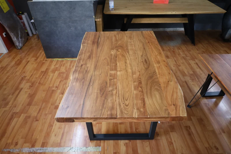 Esstisch Tisch + Massivholz Akazie +Echte Baumkante 180x90cm