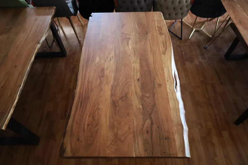 Esstisch Tisch + Massivholz Akazie +Echte Baumkante 220x100cm