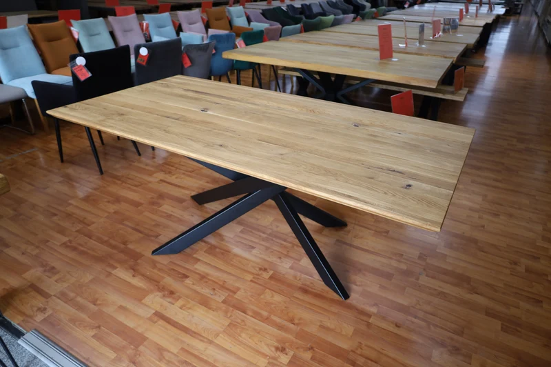 Esstisch Tisch + Massivholz Eiche + Stern Gestell 180x100cm