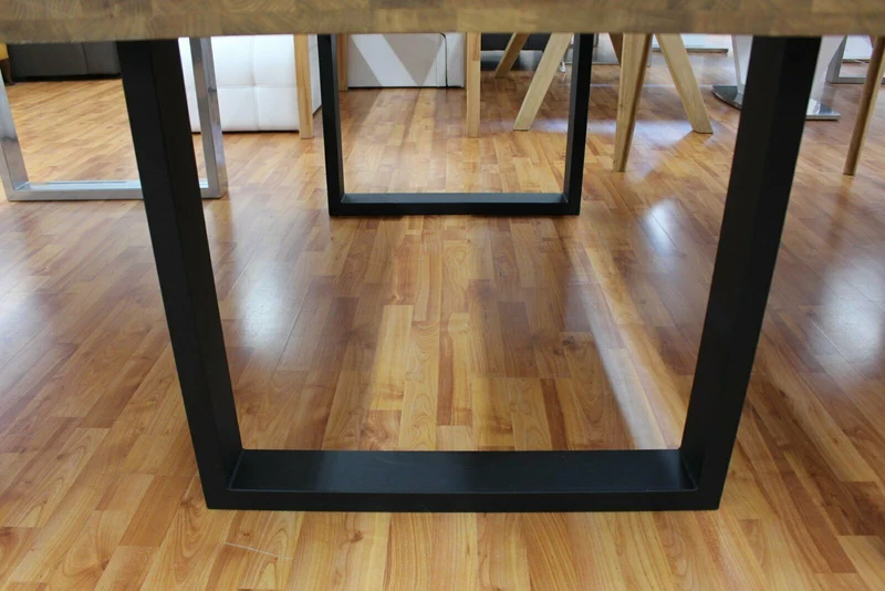 Esstisch + Eiche Massivholz + Baumkante + Verschieden Gestelle + 180 cm bis 300cm NEU auf Lager