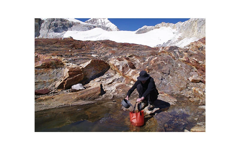 Folding Bucket – Past Season