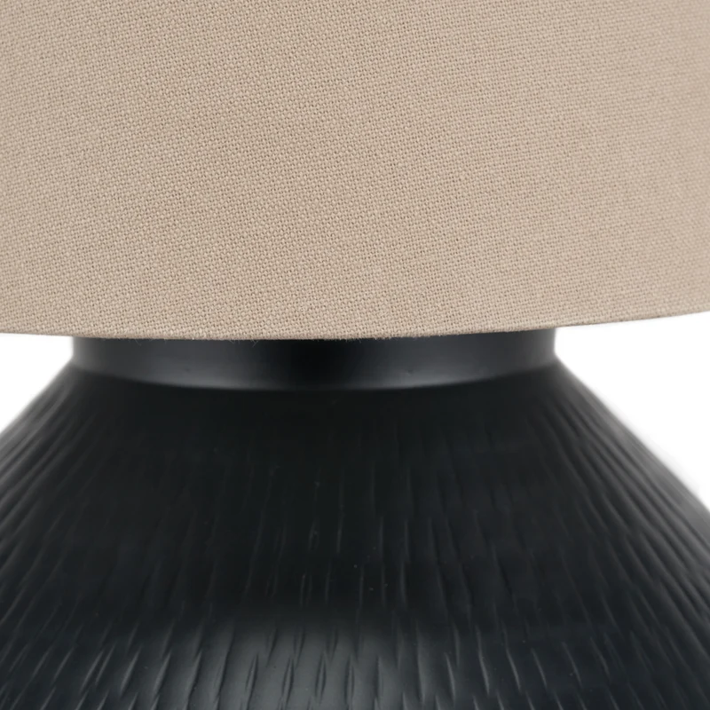 Nila Black Hammered Metal Diamond Table Lamp