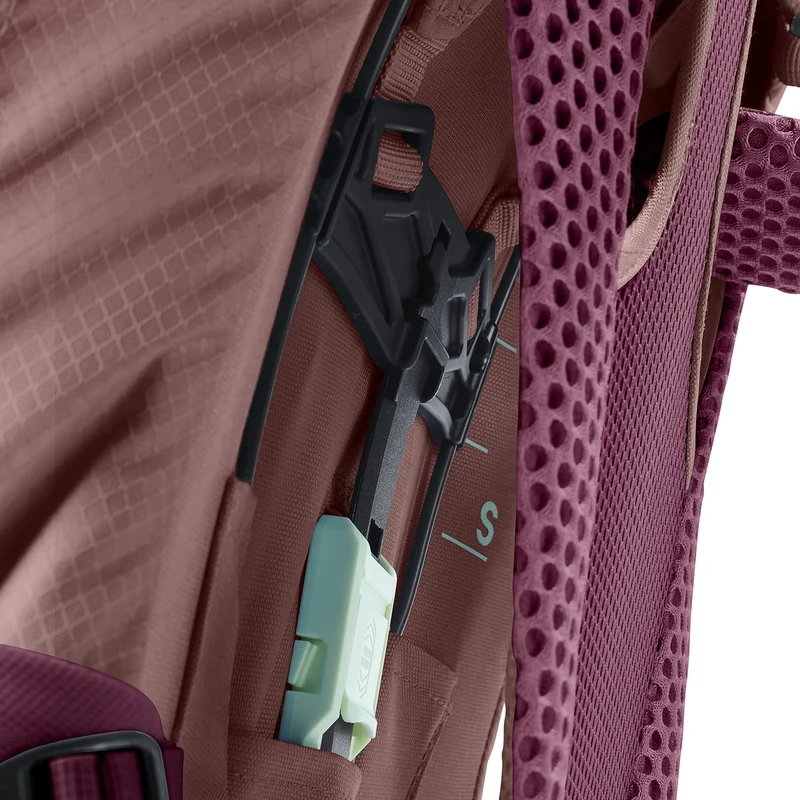 Deuter Futura Pro 34 SL - Mochila de senderismo 63 cm (cassis-ashrose)