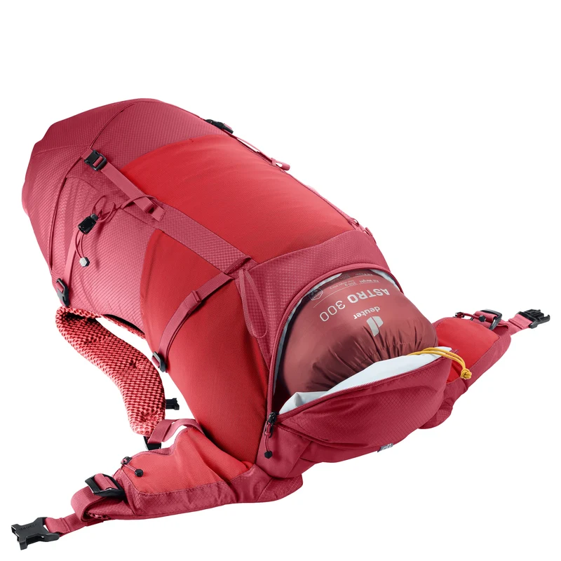 Deuter Futura 32 - Mochila de senderismo 66 cm (cherry-masala)