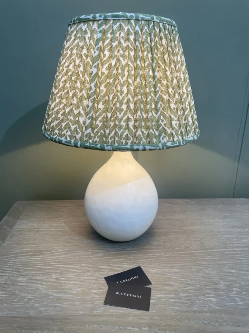 Lamp | Small Round Gesso