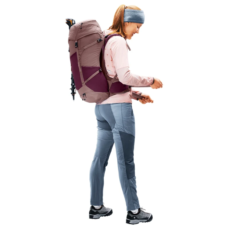 Deuter Futura 30 SL - Mochila de senderismo 63 cm (cassis-ashrose)