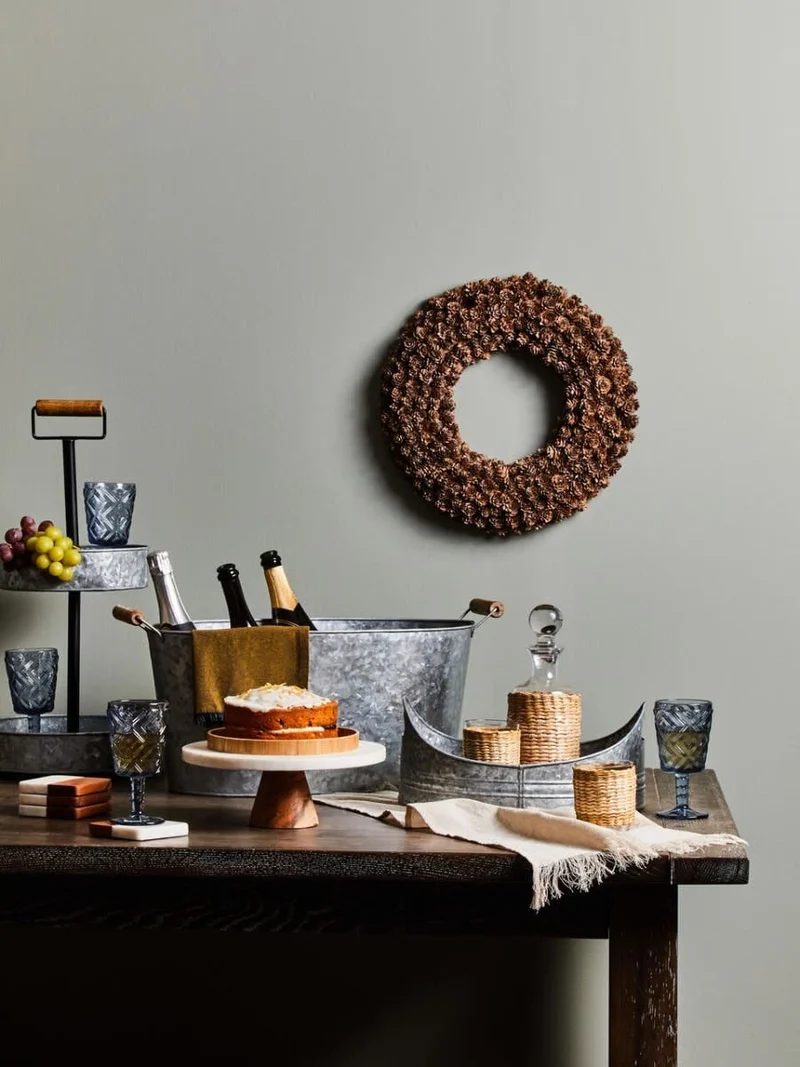 Monzaro Round White Marble And Acacia Wood Cake Stand