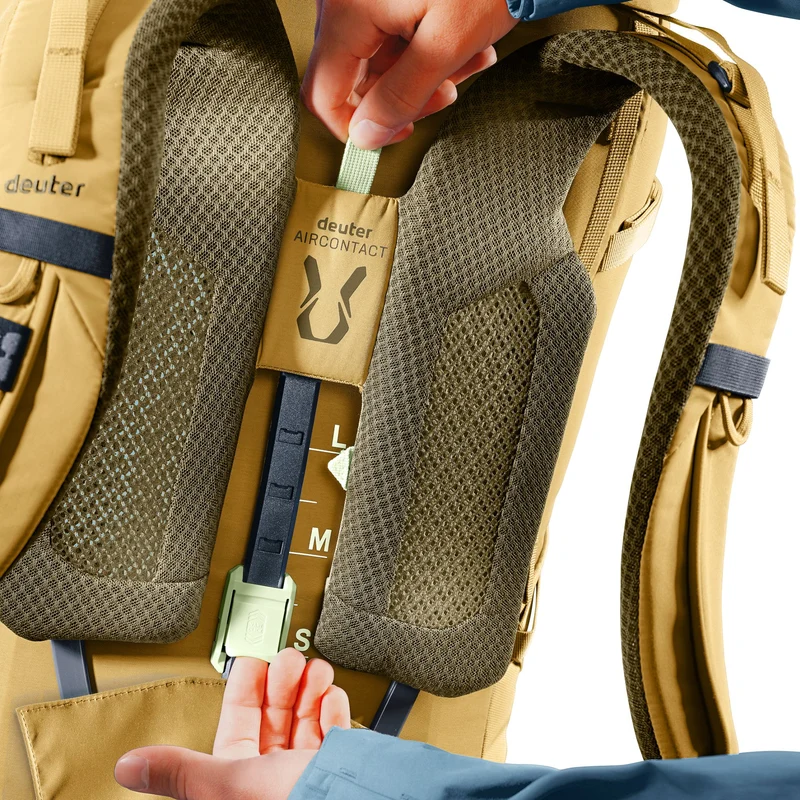 Deuter Aircontact Core 50 + 10 - Mochila de trekking 82 cm (savanna-nori)