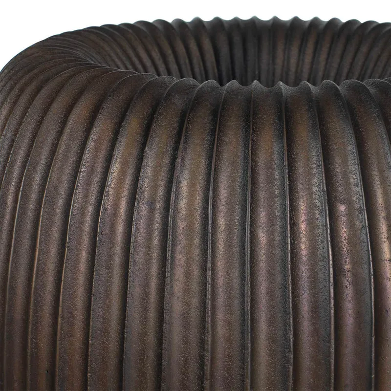 Vector Ridge Indoor-Outdoor Planter