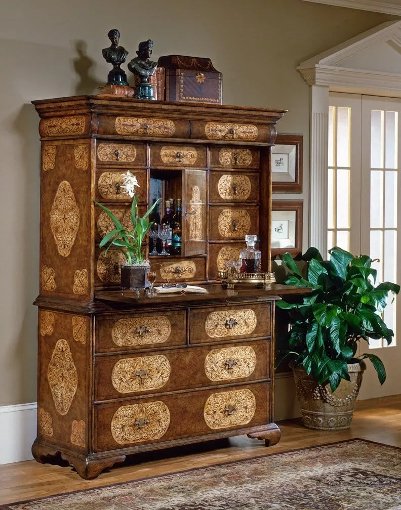 Cabinet 18th Century