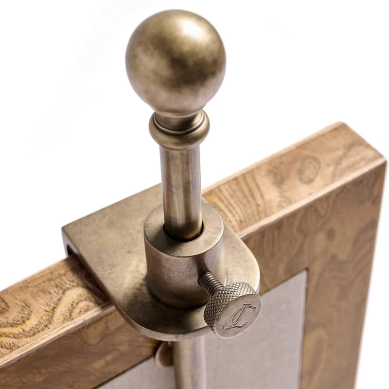 Winsland Picture Frame Stand - 5"x7"