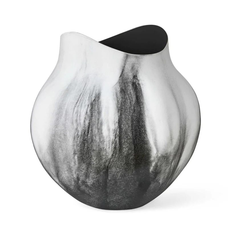 Vapor Vase Black & White