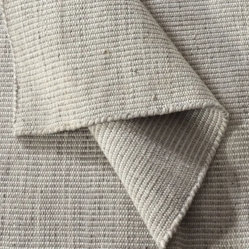 Scranto Indoor-Outdoor Rug in Grey - 152 x 244 cm