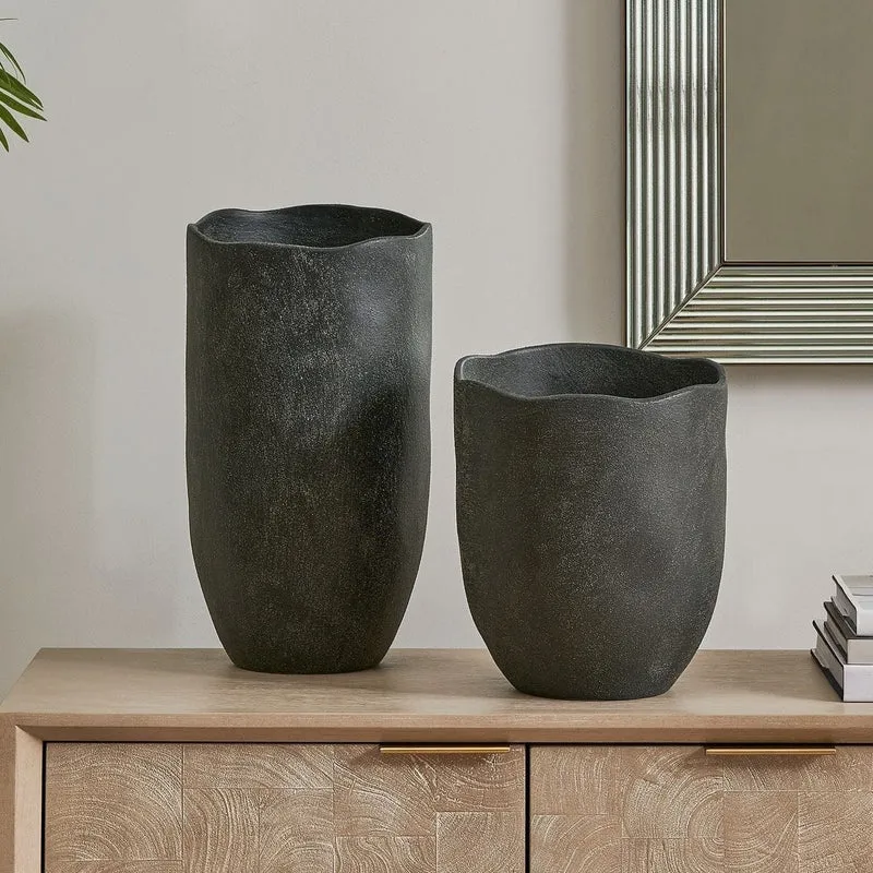 Komorebi Indoor-Outdoor Vases in Black - Set of 2