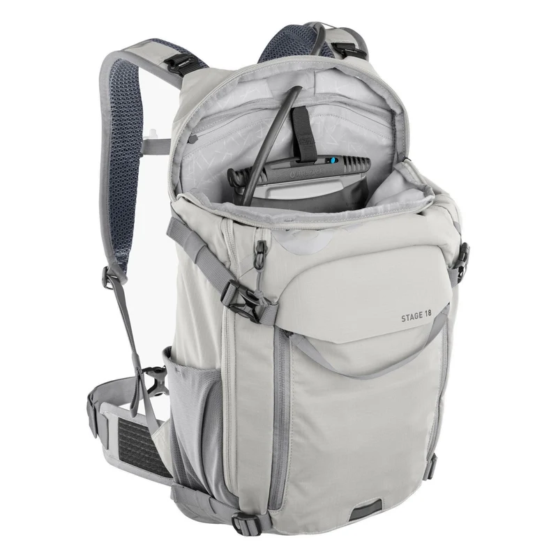 Evoc Stage 18L - Mochila de ciclismo 48 cm (sand-stone)