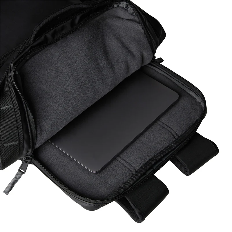 The North Face Base Camp Voyager Daypack- Mochila 49 cm (tnf black/asphalt grey)