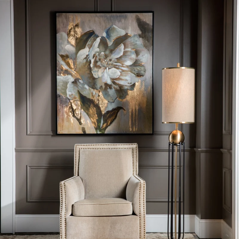 Dazzling Floral Art