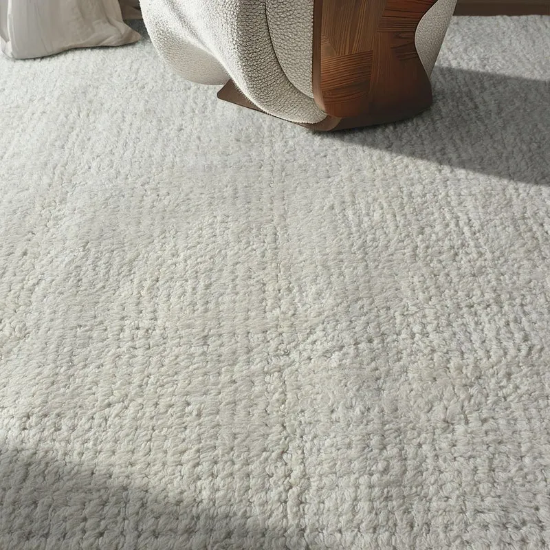 Clayhill Rug in Ivory White - 274 x 365 cm