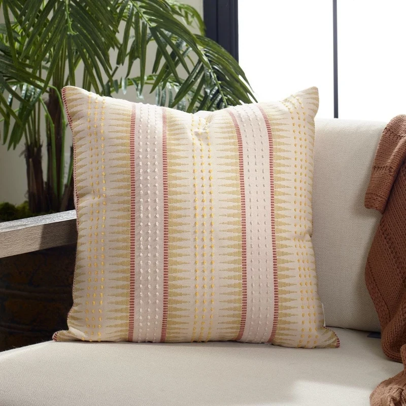Backgammon Outdoor Cushion in Petal