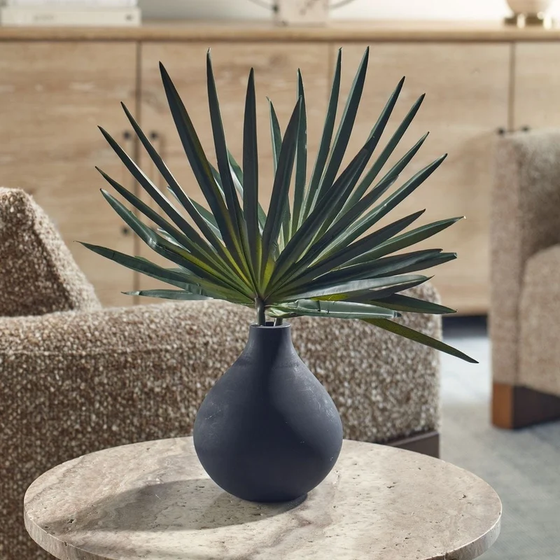Axis Palm Accent and Vase