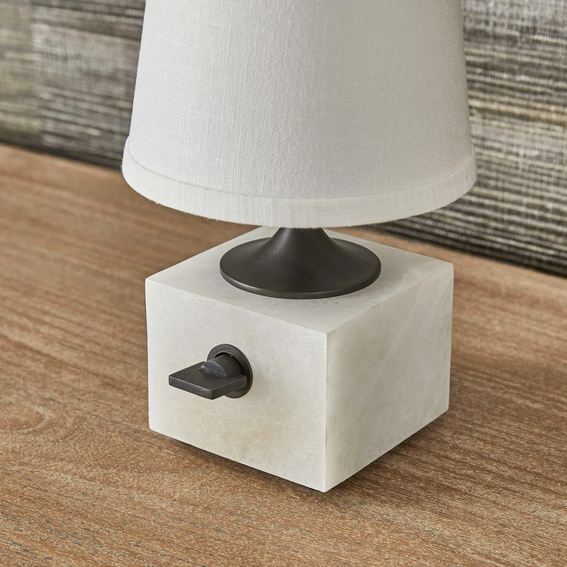 Blockhead Mini Lamp - Bronze
