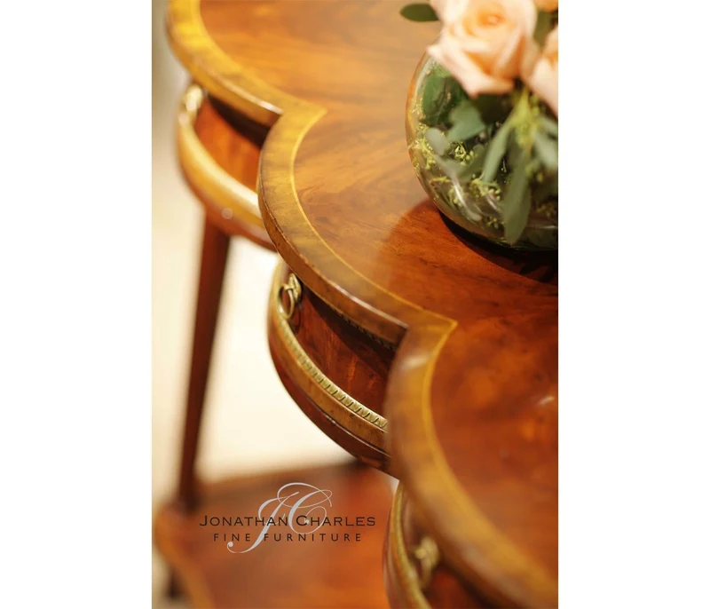 Console Table Victorian Scalloped