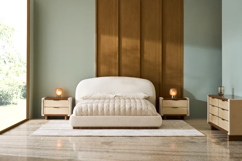 Botero Dresser