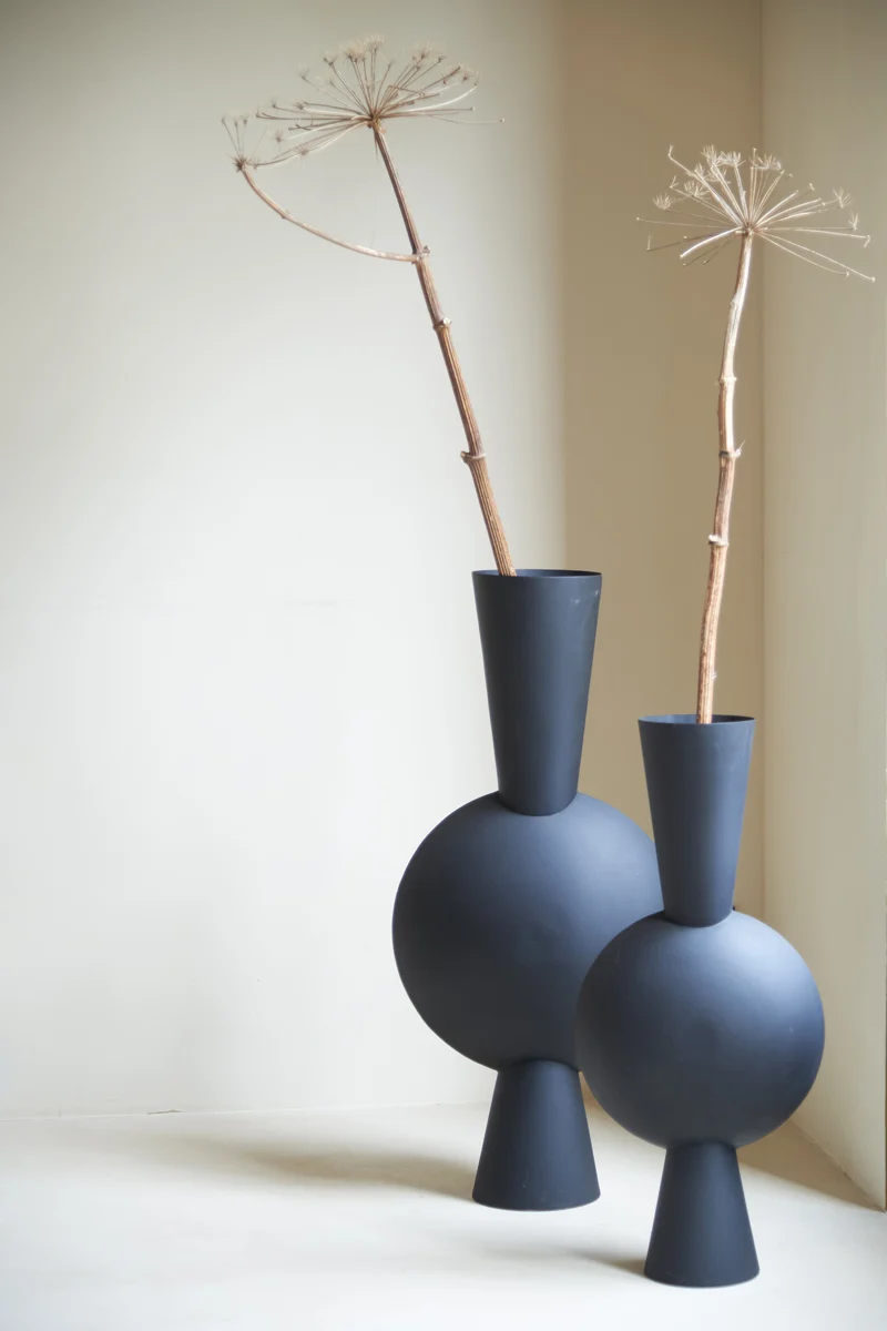 Vase deco 47x26x100 cm KAVANDU matt black