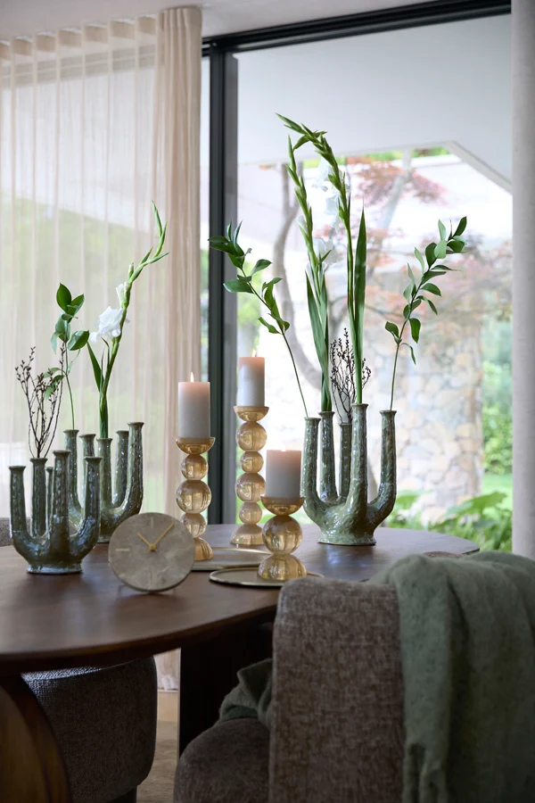 Vase deco 20x14x25 cm LEONJO ceramics oil light green
