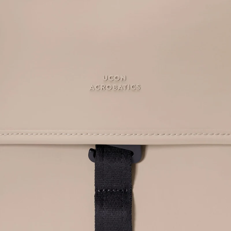 Ucon Acrobatics Kumo Medium Lotus Infinity - Mochila 16,4" 41 cm (sand)