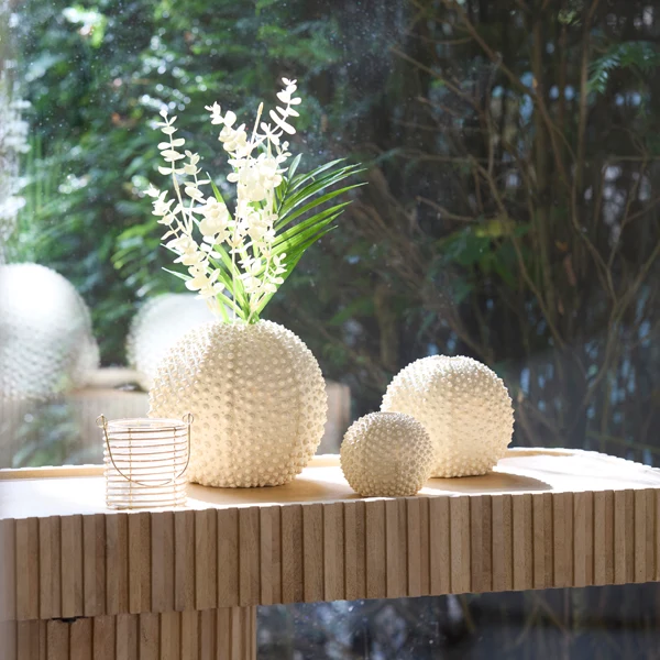 Vase deco 11x9,5 cm SEA URCHIN cream