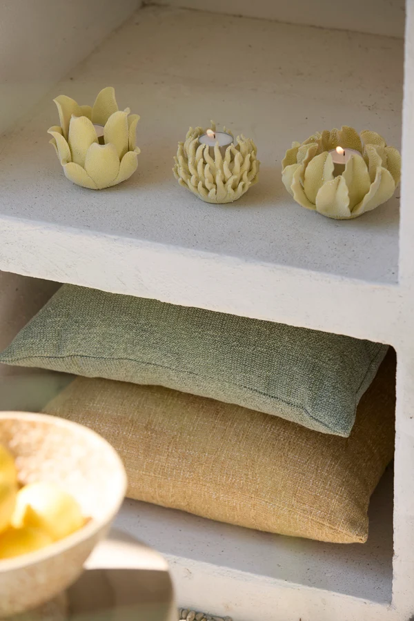 Tealight holder 14x8,5 cm KRANA porcelain light yellow