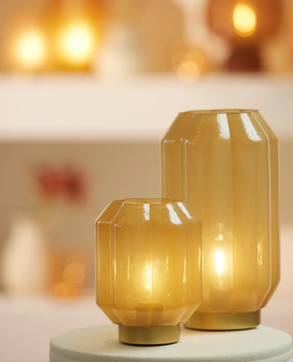 Table lamp LED 13x16,5 cm YVIAS glass milky light yellw+gld