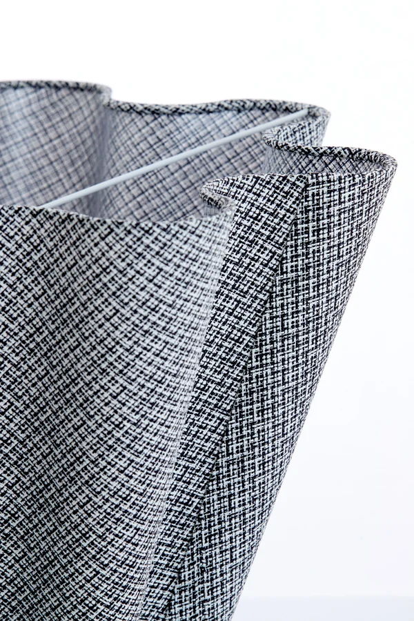 Shade round wave 40-15-36 cm BEZAHA linen black-white