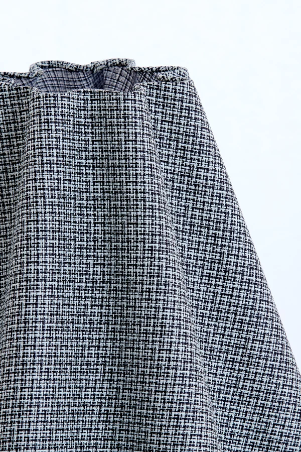 Shade round wave 35-10,5-20 cm BEZAHA linen black-white