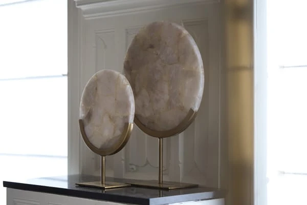 Ornament on base 25x10x35 cm GOUYA grey agate+antique bronze