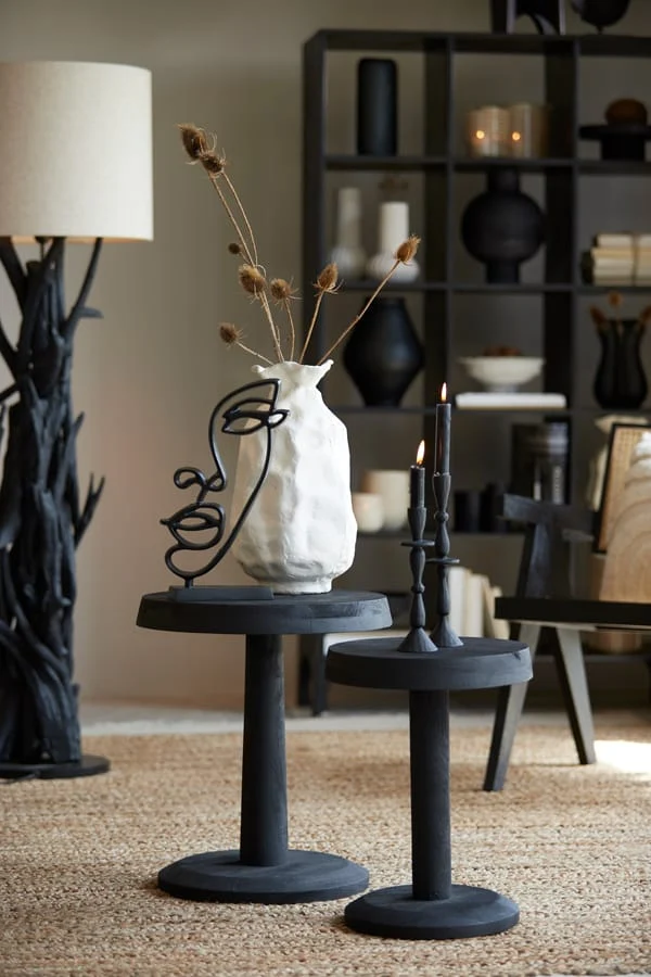 Ornament on base 21x8x40 cm FACE matt black